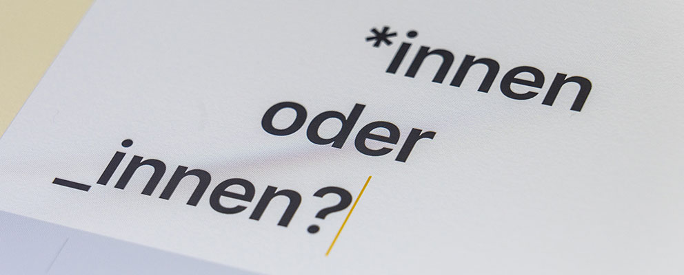 Text showing gender-sensitive endings, emphasizing inclusive language in written communication.
